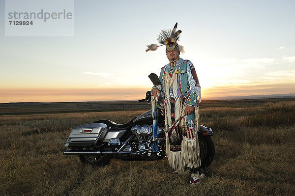 Vereinigte Staaten von Amerika  USA  Amerika  Nordamerika  Steppe  Motorrad  Kampf  Insignie  Sioux  South Dakota