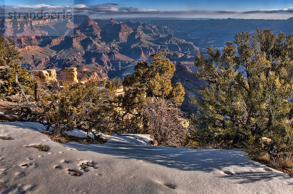 Vereinigte Staaten von Amerika  USA  Nationalpark  Berg  Winter  Amerika  Landschaft  Natur  Arizona  Ansicht  Grand Canyon  Schlucht  Schnee  South Rim
