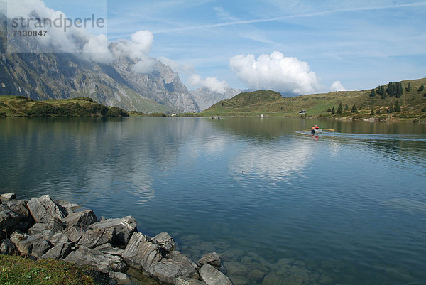 Landschaftlich schön  landschaftlich reizvoll  Europa  Landschaft  Berg  See  Engelberg  Schweiz