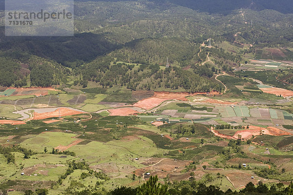 Landschaftlich schön  landschaftlich reizvoll  Berg  Reise  Ziel  Natur  Highlands  Mittelpunkt  Asien  Vietnam  vietnamesisch