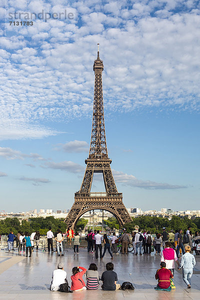 Skyline  Skylines  Paris  Hauptstadt  Frankreich  Europa  Reise  Großstadt  Tourist  Architektur  Turm  Kunst  Ansicht  Terrasse  Eiffelturm  Denkmal