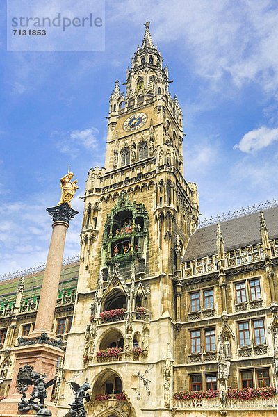 Glockenturm  Europa  Tradition  Symbol  Reise  Großstadt  Architektur  Turm  Bayern  Belfried  Deutschland  Marienplatz  München