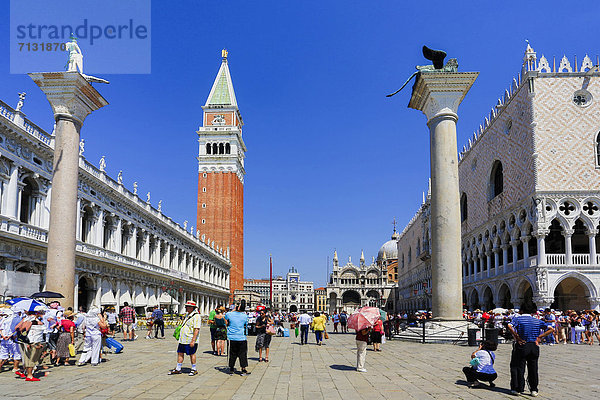 Europa  Reise  Tourist  Kathedrale  Quadrat  Quadrate  quadratisch  quadratisches  quadratischer  Palast  Schloß  Schlösser  UNESCO-Welterbe  Italien  Tourismus  Venedig