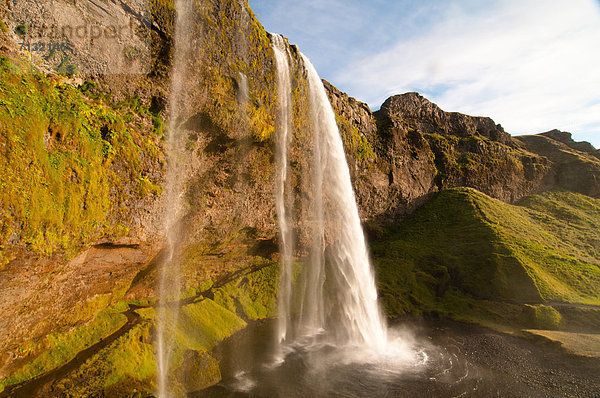Sehenswürdigkeit  Wasser  Europa  Natur  Wasserfall  Island  Seljalandsfoss