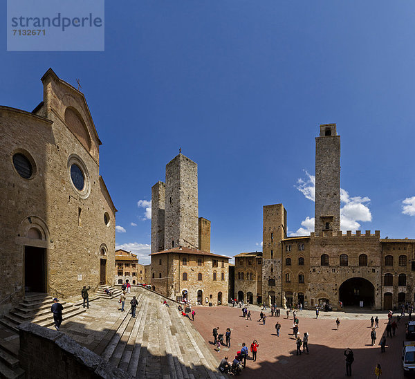 Europa Wohnhaus Gebäude Altstadt Toskana Italien Platz San Gimignano