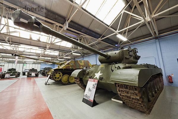 Kraftstofftank  Europa  britisch  Großbritannien  Waffe  Militär  Museum  Krieg  Heer  Dorset  England