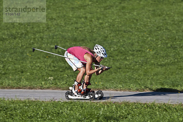 Jugendlicher  Europa  Frau  Sport  radfahren  Österreich