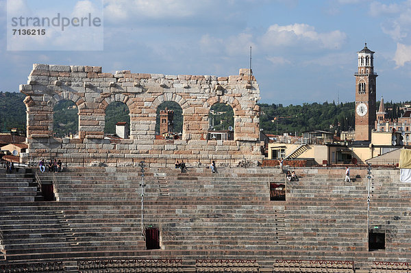 Europa  Kirche  Kultur  Stadion  UNESCO-Welterbe  Amphitheater  Venetien  Italien  römisch  Verona