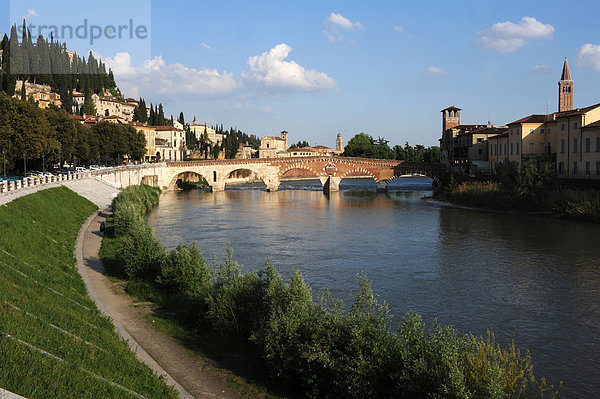 Europa  Fluss  Festung  UNESCO-Welterbe  Venetien  Italien  Verona