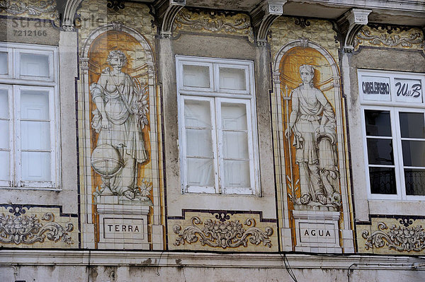 Lissabon Hauptstadt Europa Gebäude verziert Fassade Hausfassade Nachbarschaft Bairro Alto Portugal