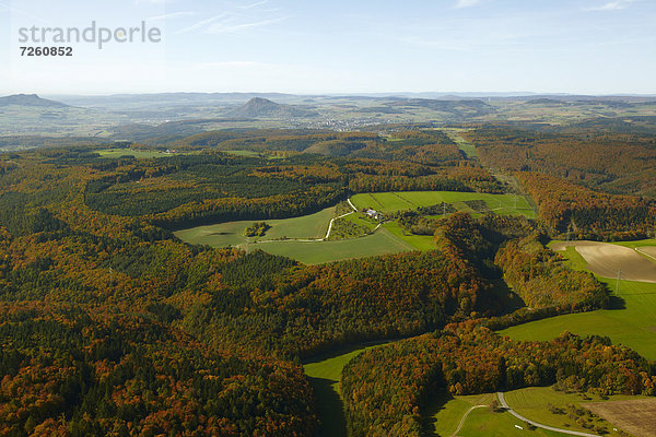 Wald und Felder  Hegau  Baden-Württemberg  Deutschland  Europa