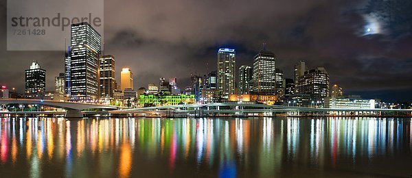 Skyline  Skylines  nehmen  Nacht  Großstadt  Pazifischer Ozean  Pazifik  Stiller Ozean  Großer Ozean  Mittelpunkt  Australien  Brisbane  Business  Ortsteil  Queensland