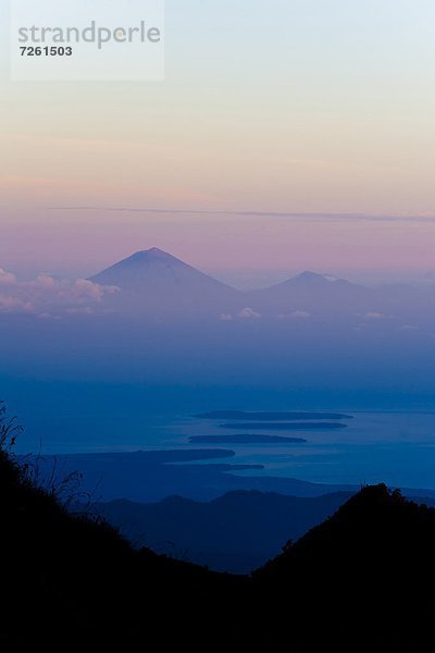 nehmen  Sonnenuntergang  über  3  Berg  Südostasien  Asien  Indonesien  Lombok