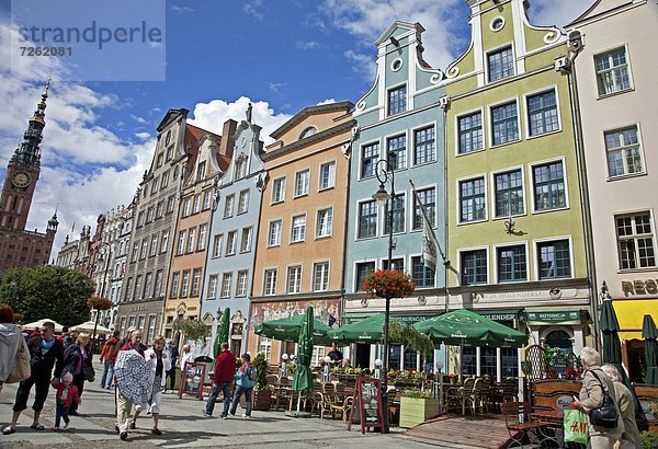 zeigen  Europa  Gebäude  Halle  Stadt  bunt  Fassade  lang  langes  langer  lange  Danzig  Markt  Polen