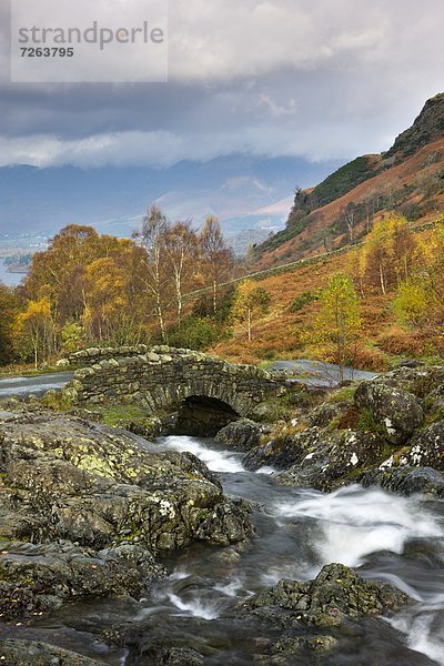 Landschaftlich schön  landschaftlich reizvoll  Europa  Großbritannien  Brücke  Sehenswürdigkeit  Cumbria  England