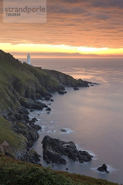 hinter  Europa  Großbritannien  Sonnenaufgang  Leuchtturm  Start  zeigen  Devon  England