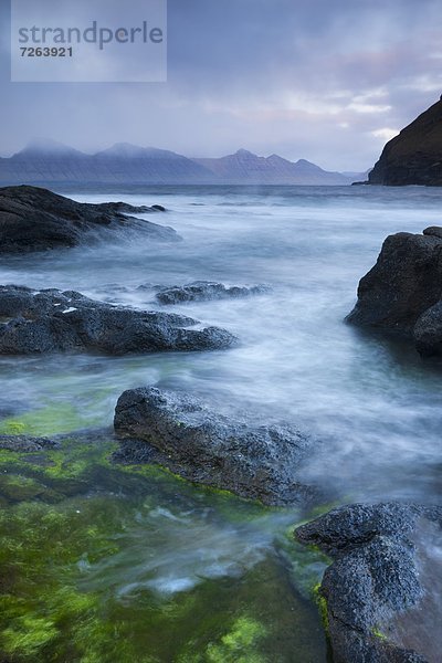 Wasserrand  Europa  Felsen  sehen  Dänemark  Insel  Eysturoy  Färöer-Inseln  Kalsoy