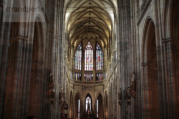 Prag  Hauptstadt  Europa  Kathedrale  Tschechische Republik  Tschechien  Kirchenschiff