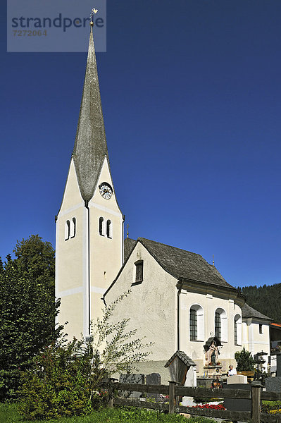 Pfarrkirche St. Margareth  Bayrischzell  Bayern  Deutschland  Europa