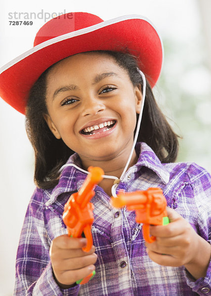 Portrait lächeln Hut Spielzeug 5-9 Jahre 5 bis 9 Jahre Mädchen Cowboy