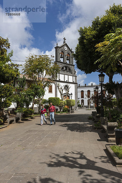 Kirche San Roque  Plaza de San Roque  Firgas  Gran Canaria  Kanarische Inseln  Spanien  Europa  ÖffentlicherGrund