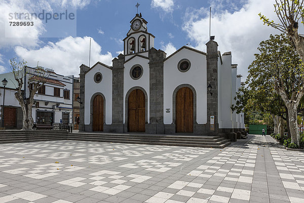 Die Kirche San Vincente Ferrer  Ortschaft Teror  Gran Canaria  Kanarische Inseln  Spanien  Europa  ÖffentlicherGrund
