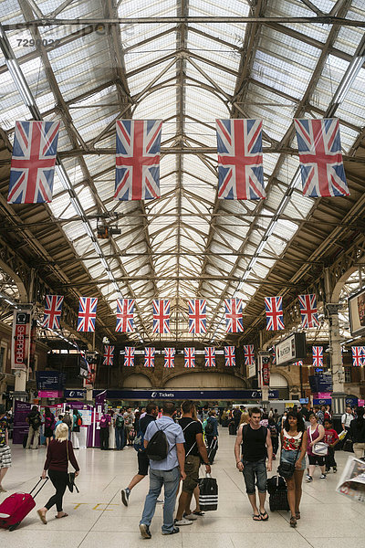Victoria Station  Bahnhof  Innenansicht  London  England  Großbritannien  Europa