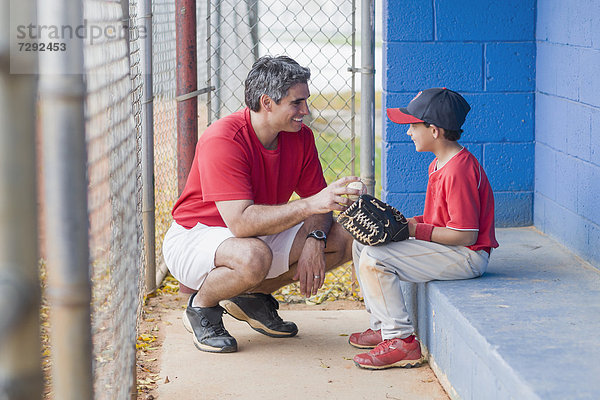 Hispanier Spiel jung Baseball