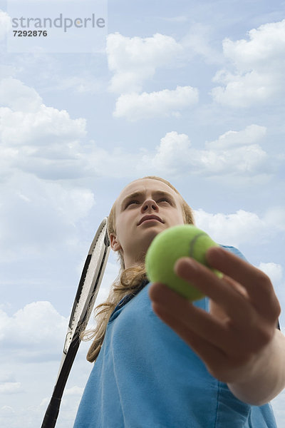 Jugendlicher  Europäer  Junge - Person  spielen  Tennis