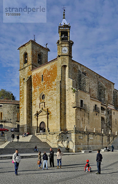 Kirche  Stadtplatz  Extremadura  Bürgermeister  Spanien  Trujillo