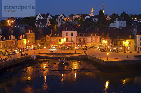Hafen Frankreich Europa Großstadt Fluss blau Abenddämmerung Stunde alt