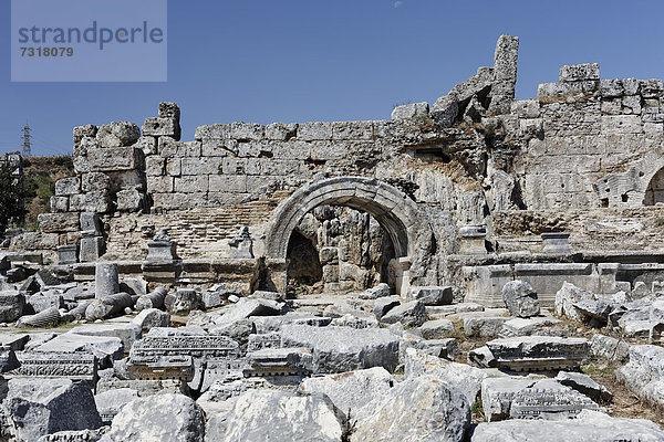 Ehemaliges Bad  Nymphäum und Thermen in der antiken Ausgrabungsstätte von Perge  Aksu  Antalya  Türkische Riviera  Türkei  Asien