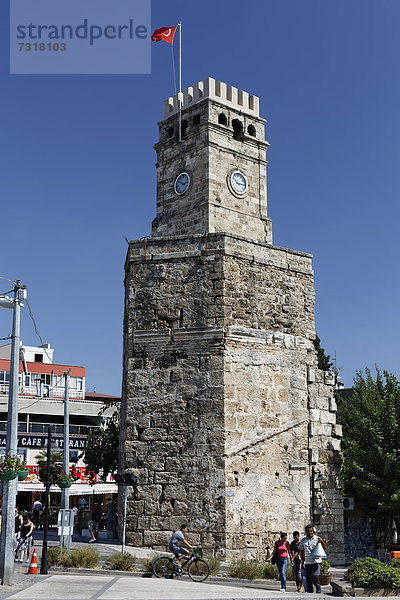 Der Uhrturm in der Altstadt von Antalya  Kaleici  Türkische Riviera  Türkei  Asien