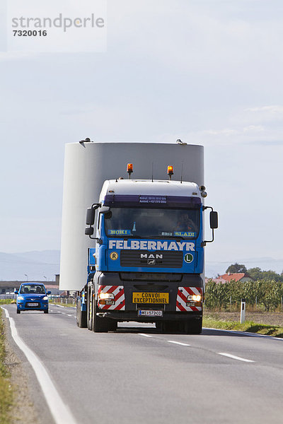 Windturbine Windrad Windräder bauen Europa Transport Eigentum Österreich schwer Niederösterreich