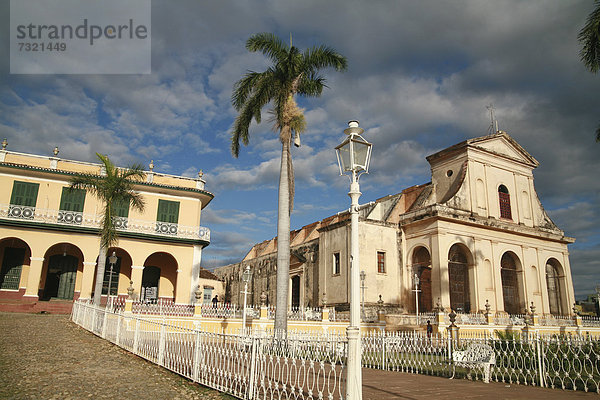 Die Iglesia de la Santisima in Trinidad  Kuba  Amerika