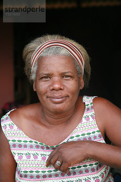 Eine Frau in Vinales  Provinz Pinar del RÌo  Kuba  Lateinamerika  Amerika
