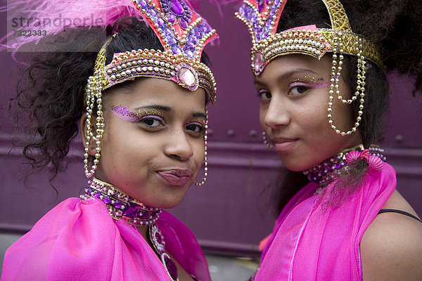 Portrait  Frau  Großbritannien  Hügel  London  Hauptstadt  Karneval  2  jung  Kostüm - Faschingskostüm  England
