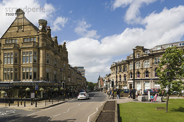 Europa Großbritannien Straße Zimmer Cafe Parlamentsgebäude England North Yorkshire Tee