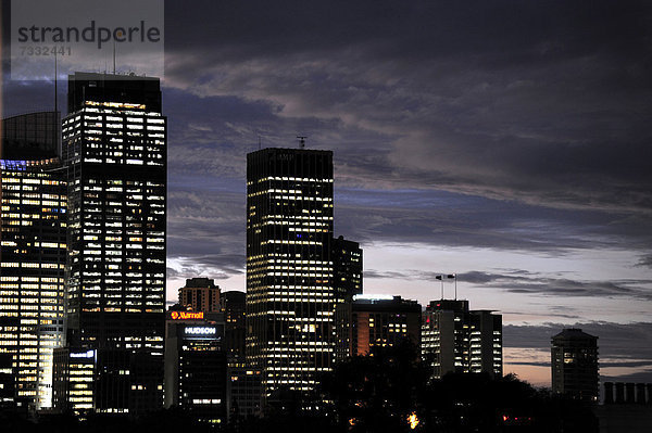 Bürohochhäuser  Skyline am Abend  Central Business District  CBD  Sydney City  Sydney  New South Wales  NSW  Australien