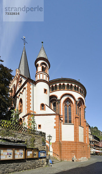 Evangelische Pfarrkirche St. Peter  Chorfassade mit Rundtürmen  Bacharach  UNESCO Weltkulturerbe  Rheinland-Pfalz  Deutschland  Europa
