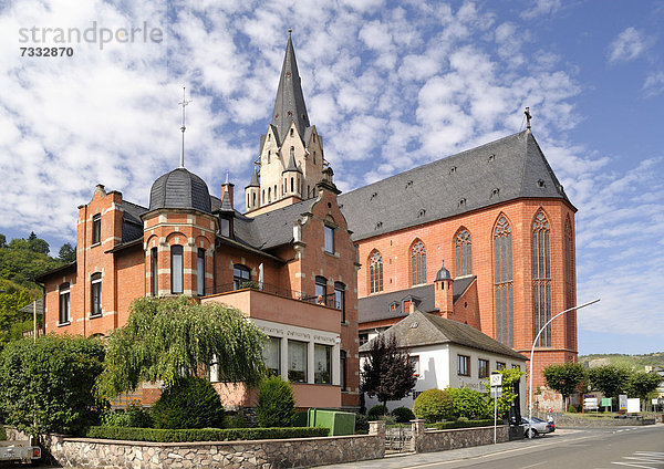 Katholische Liebfrauenkirche  Oberwesel  Rheinland-Pfalz  Unesco Weltkulturerbe Oberes Mittelrheintal  Deutschland  Europa