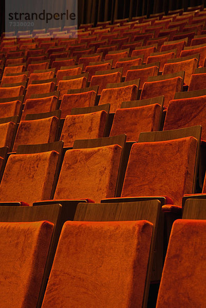 Detail der Sitze in einem Theater