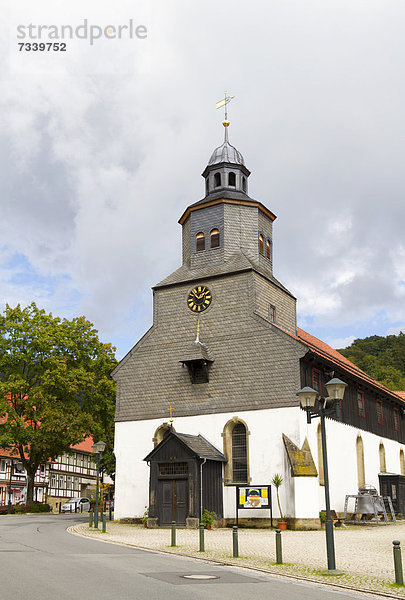 Die Sankt Antonius-Kirche in Bad Grund  Harz  Niedersachsen  Deutschland  Europa