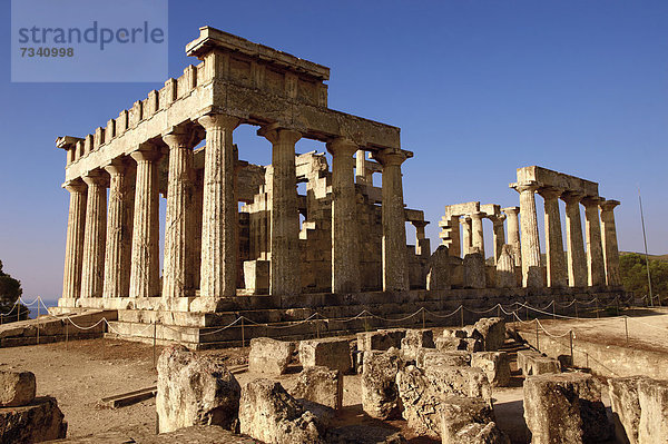 Aphaia-Tempel  griechischer Tempel im dorischen Stil  500 v. Chr.  Ägina  Saronische Inseln  Griechenland  Europa