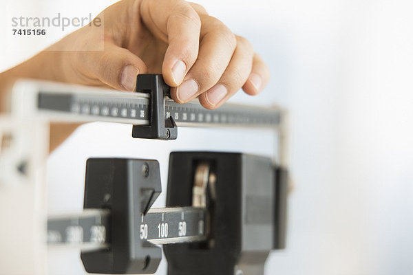 Waage - Messgerät  berichtigen  Gewicht