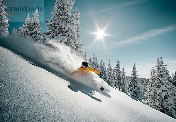 Snowboardfahrer  Gesichtspuder