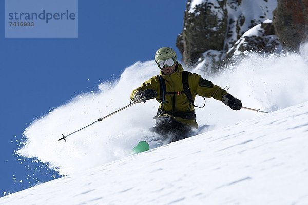 Skifahrer  Frische  drehen  Produktion  Gesichtspuder  1  hart