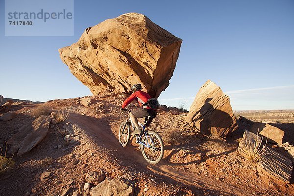 nahe  Berg  Mann  folgen  radfahren  Zimmer  Moab  Utah