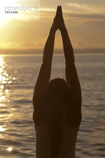 Wasserrand  Sonnenuntergang  üben  See  Yoga  Pose  Vermont