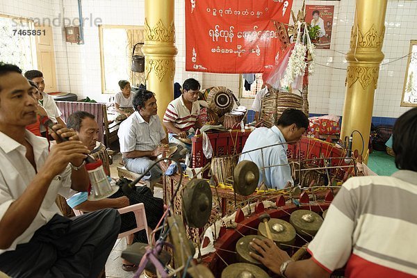 Tradition  Einheit  Musik  Mensch  Myanmar  Asien  Mandalay Division  Gewerkschaft